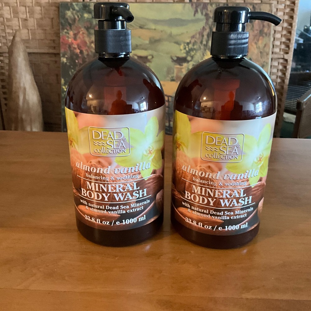 Dead Sea Collection‎ Almond Vanilla Mineral Body Wash 33.8 oz 2 Pack